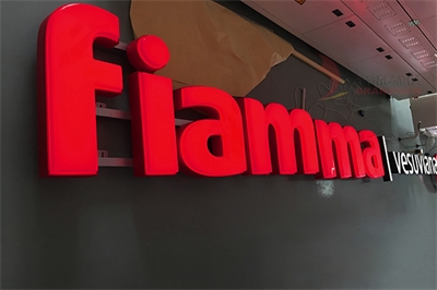 店招底板材質選擇