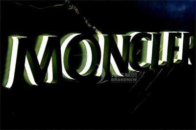 如何選擇門頭發(fā)光字